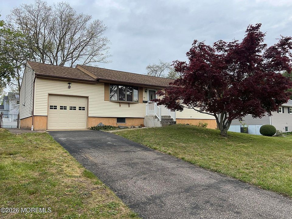 1st image of 86 Brookhill Drive