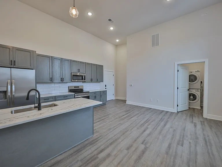 HH Bangor Block — Photo 110