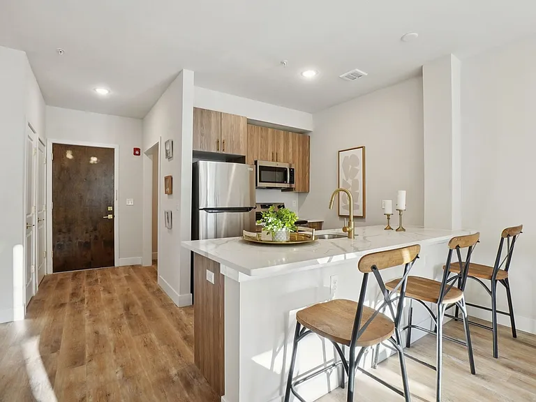 Cortlandt Terrace — Photo 22