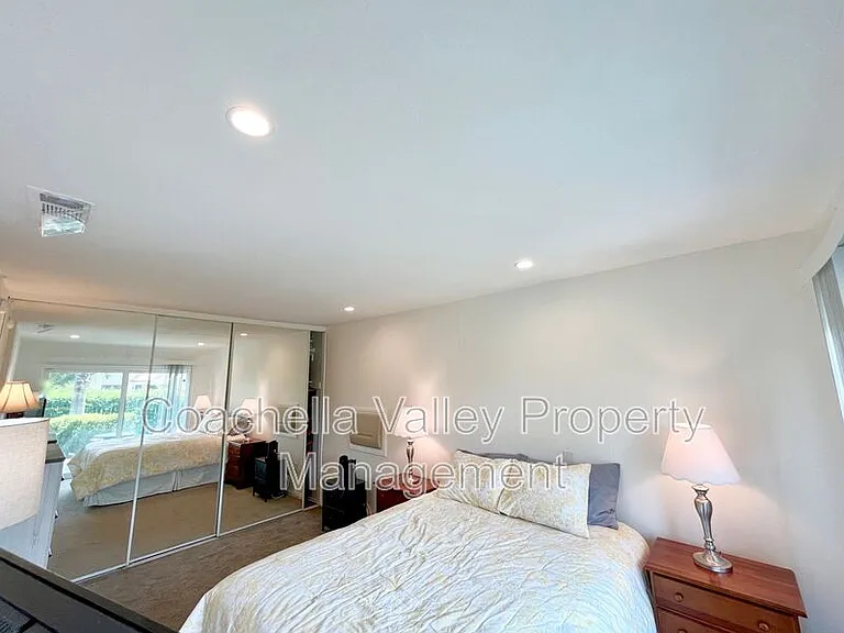 2010 Lawrence Crossley Rd #8 — Photo 19