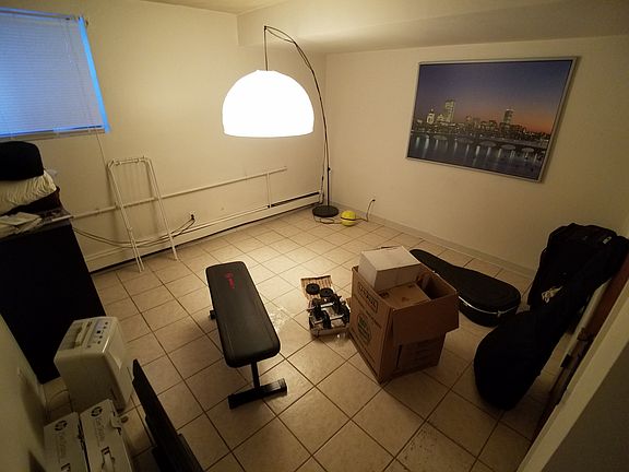 2nd image of 19 Englewood Ave APT 2B