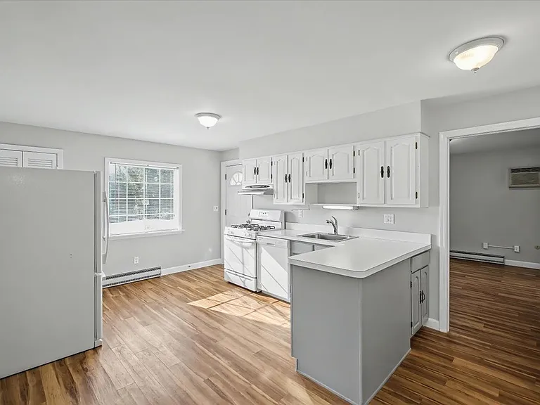 85 Sheridan Ave #1 — Photo 10