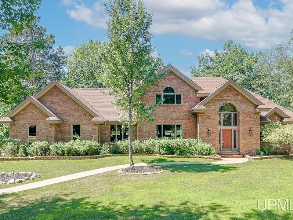 1st image of 860 Evergreen Ct