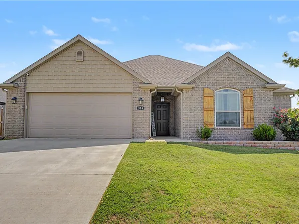 314 S Coventry Ave, Farmington, AR 72730