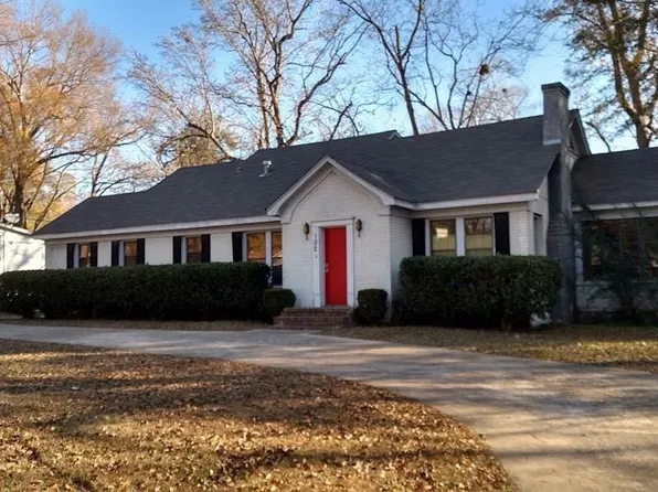 102 Pine St, Atlanta, TX 75551