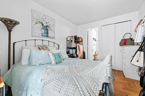 Rented by Level Group | media 10