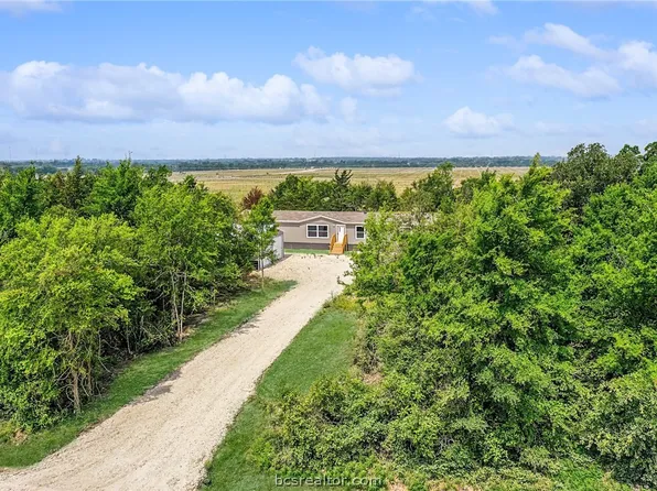 13053 County Road 164, Iola, TX 77861