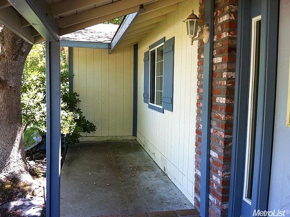 3rd image of 2440 Saint Francis Dr