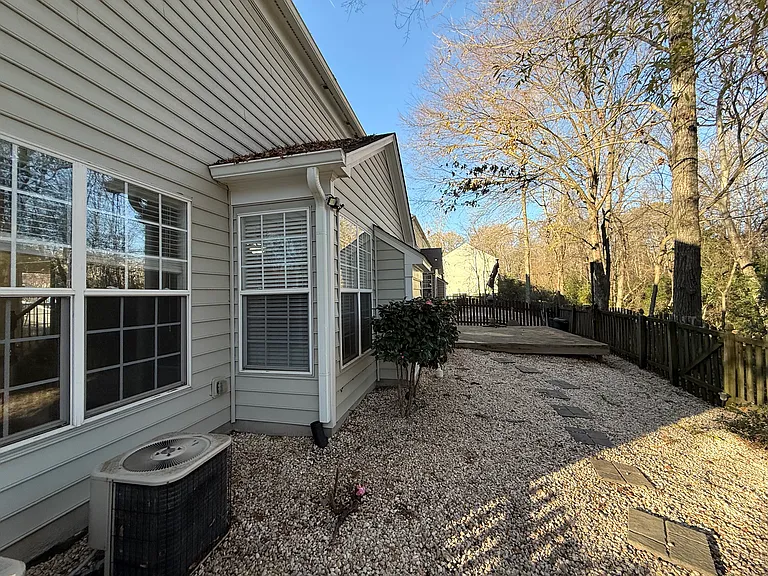 9530 Oswald Ln — Photo 49