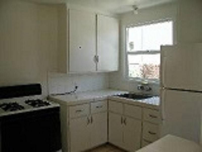 2nd image of 469 N 2nd St #D