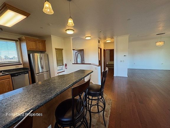 5th image of 8171 Davis Ln
