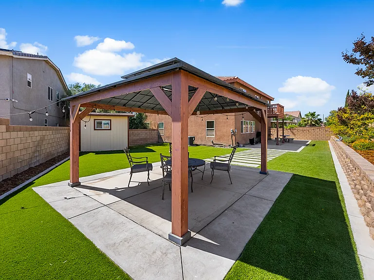44256 Dahlia St — Photo 39