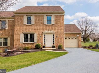 6459 Lincoln Ct, East Petersburg, PA