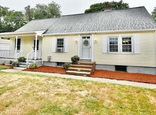 7 Rogers St, Millbury, MA 01527