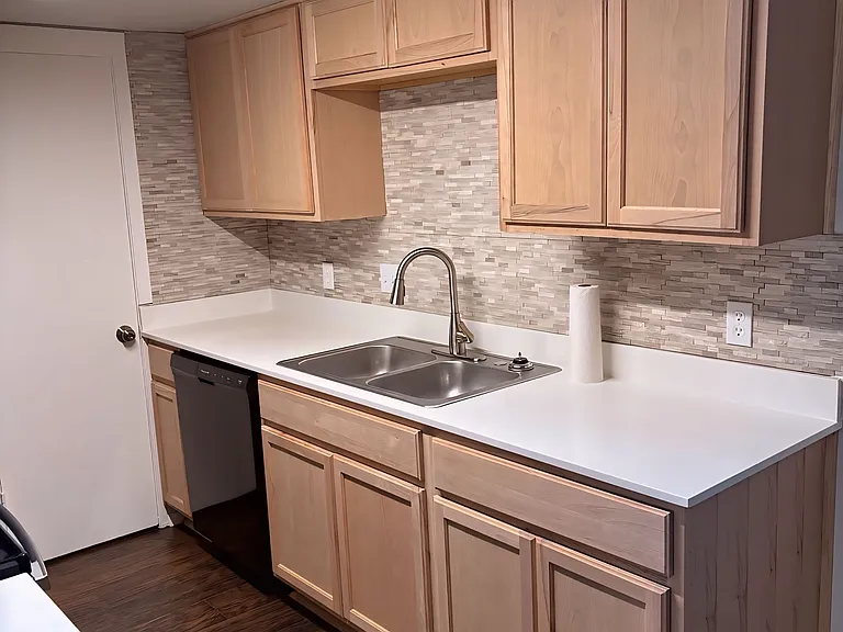 2124 Burton Dr #130 — Photo 5