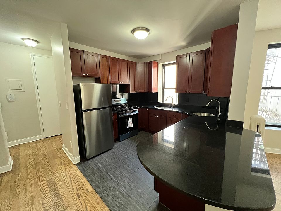 1st image of 1580 President St APT 19