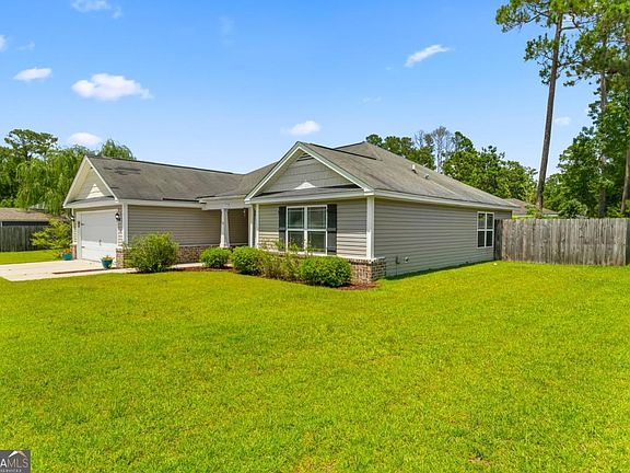 5th image of 59 Barksdale Dr