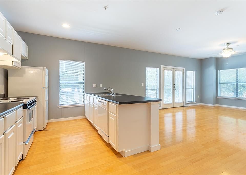 1st image of 4108 Office Pkwy APT 128