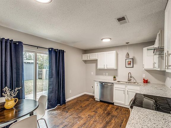 5th image of 1237 E Kirnwood Dr