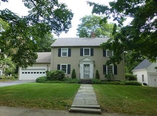 16 Dennison Rd, Worcester, MA 01609