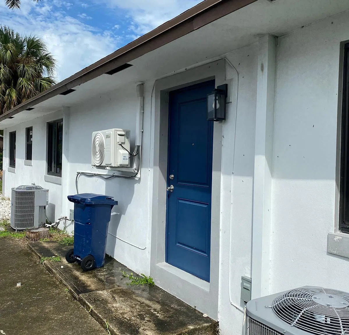 218 Jackson Avenue - 1 — Photo 1