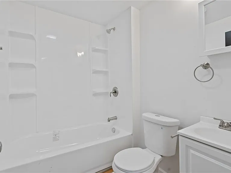 7711 Westmoreland Ave #2 — Photo 4