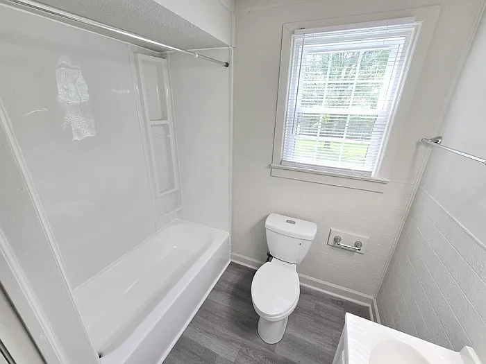 96 Cushing St #B — Photo 11