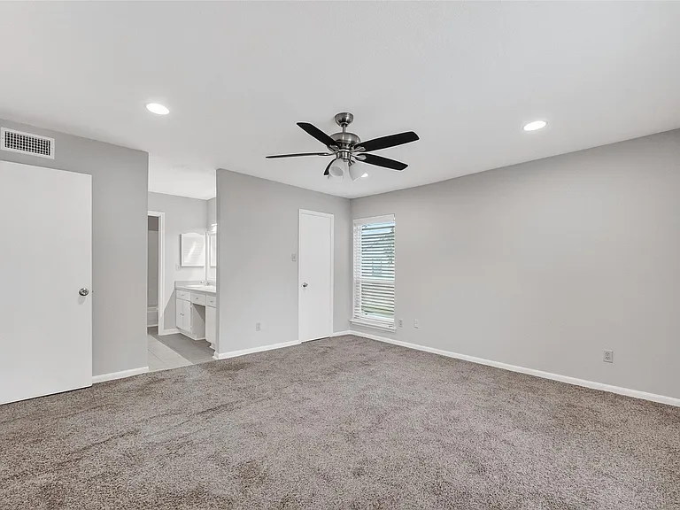 3700 W Clay St #244 — Photo 21