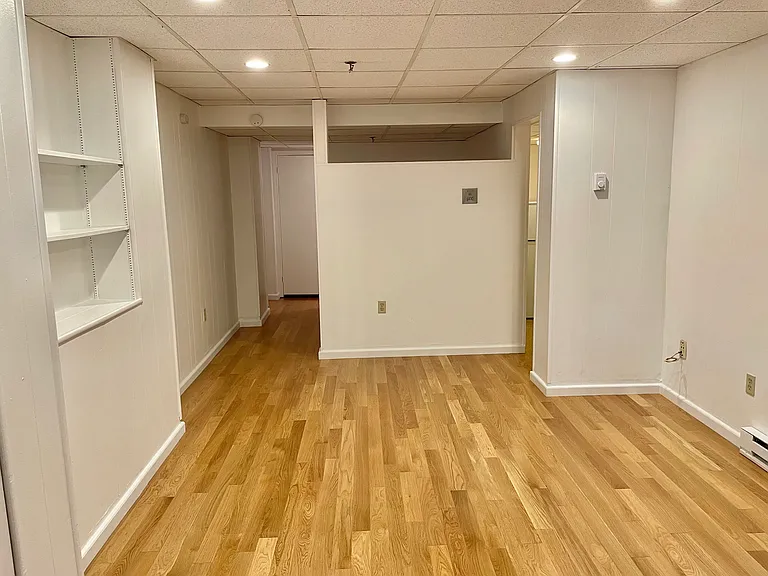 1077 Beacon St #A — Photo 9