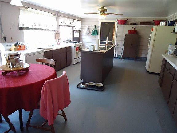 4th image of 47287 Dobben Dr