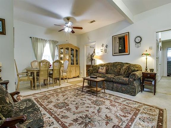 4th image of 2907 Lolita Dr