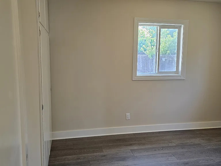 934 Juanita Dr — Photo 22