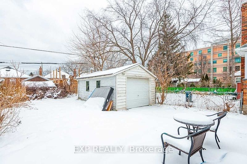 Toronto House for rent - 3 Bedrooms — photo 9