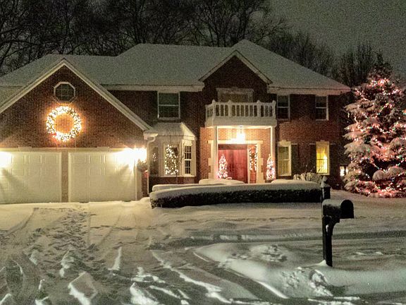 3rd image of 38319 River Park Dr