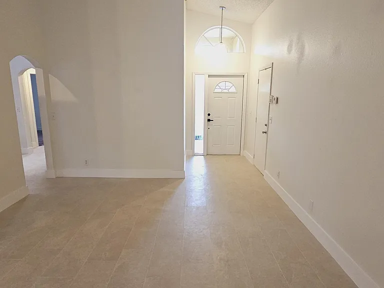 10780 Cypress Lake Ter — Photo 4