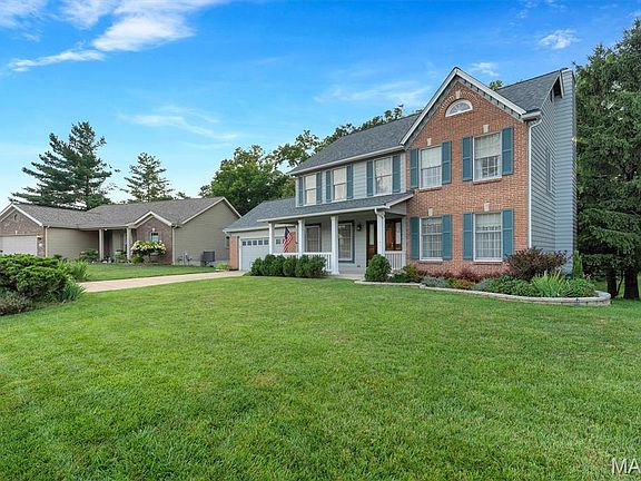 2nd image of 69 Madeira Ct