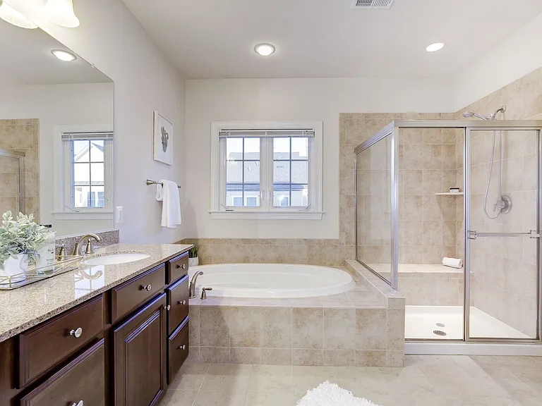 122 Parkview Ave — Photo 22