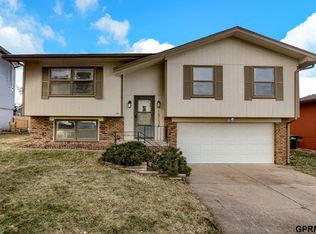 15138 Monroe St, Omaha, NE 68137