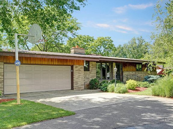 2nd image of 13467 Northland Dr