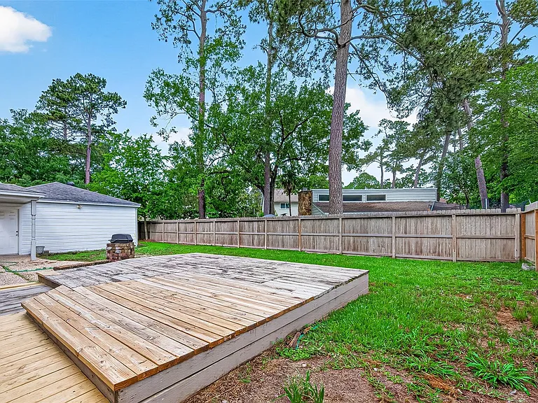 4230 Annawood Cir — Photo 22