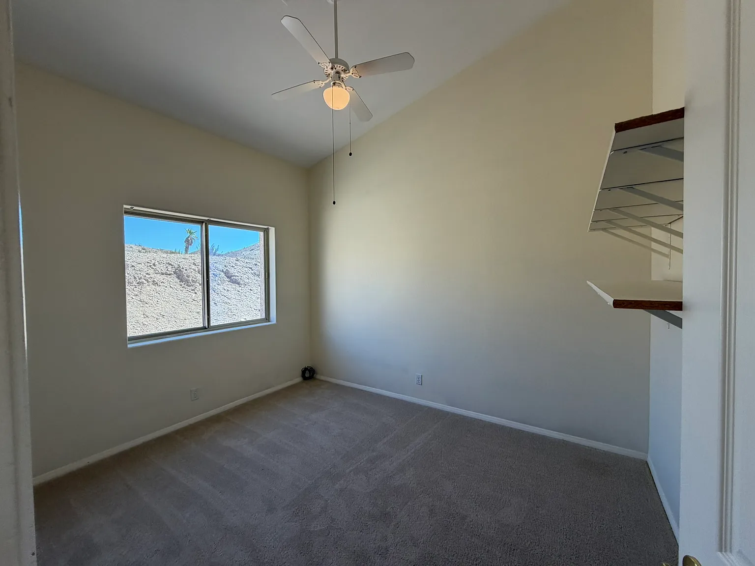 3 bed, 2031 sqft, $2,150 — Photo 1