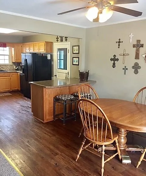 1210 N Neblett St — Photo 3