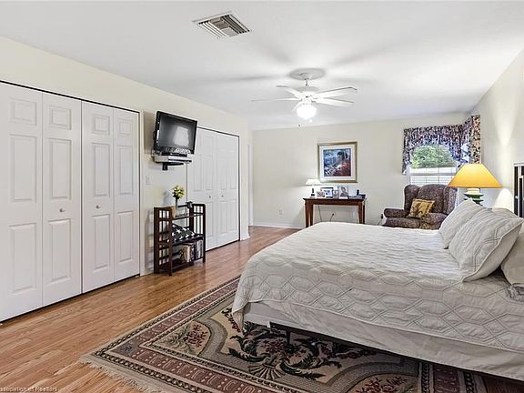 5th image of 108 Star Fruit Ave