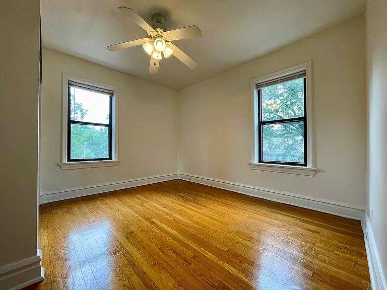 6240 Southwood Ave #2E — Photo 9