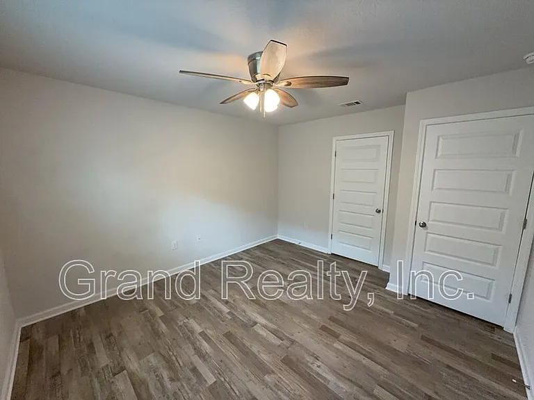 4407 White Cedar Ct — Photo 20