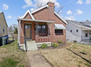 6811 Parkwood Pl, Saint Louis, MO 63116