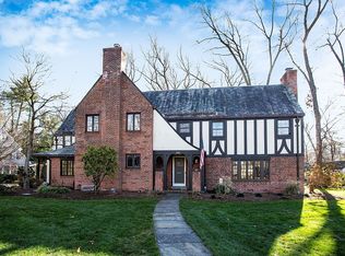 168 Colony Rd, Longmeadow, MA 01106