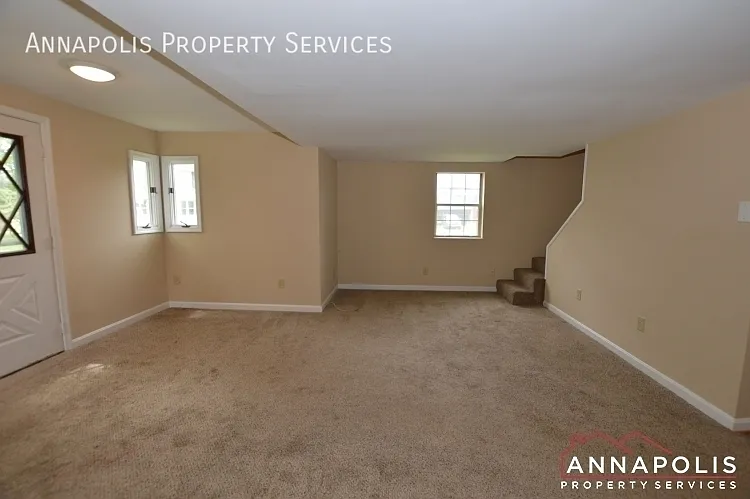 536 Tepper Rd — Photo 7