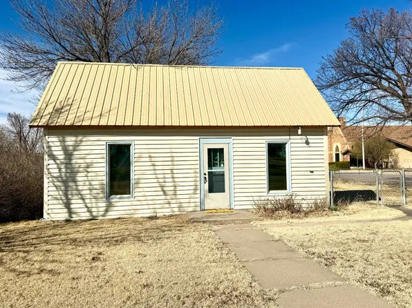 414 S Ketcham Ave, Bird City, KS 67731