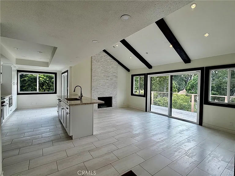363 Newport Glen Ct — Photo 13